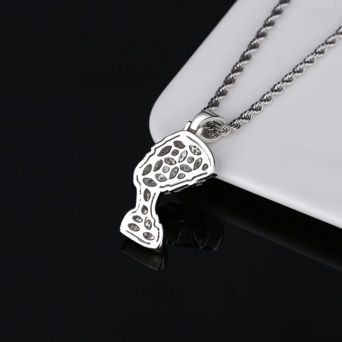 Collier Pendentif Nefertiti