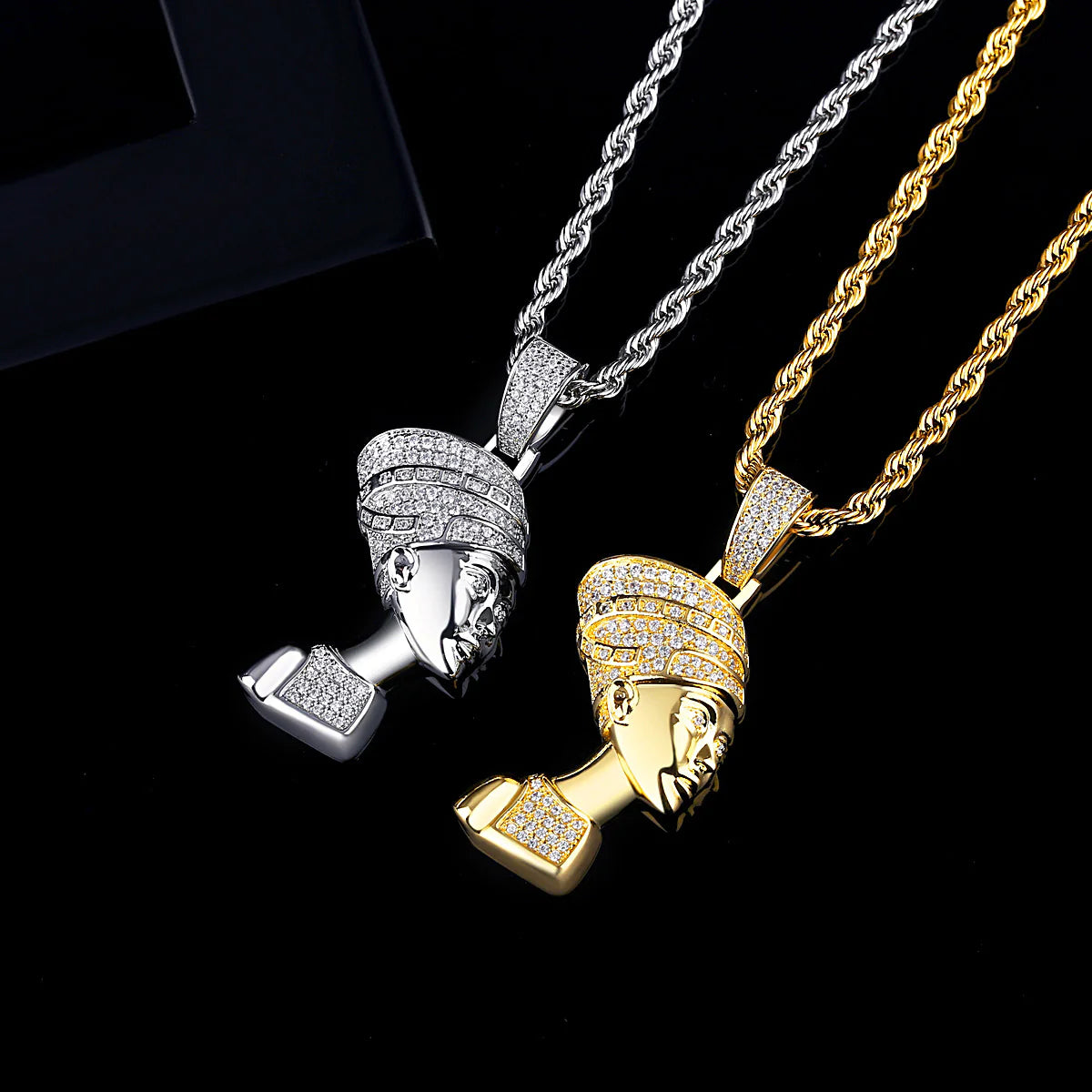 Collier Pendentif Nefertiti